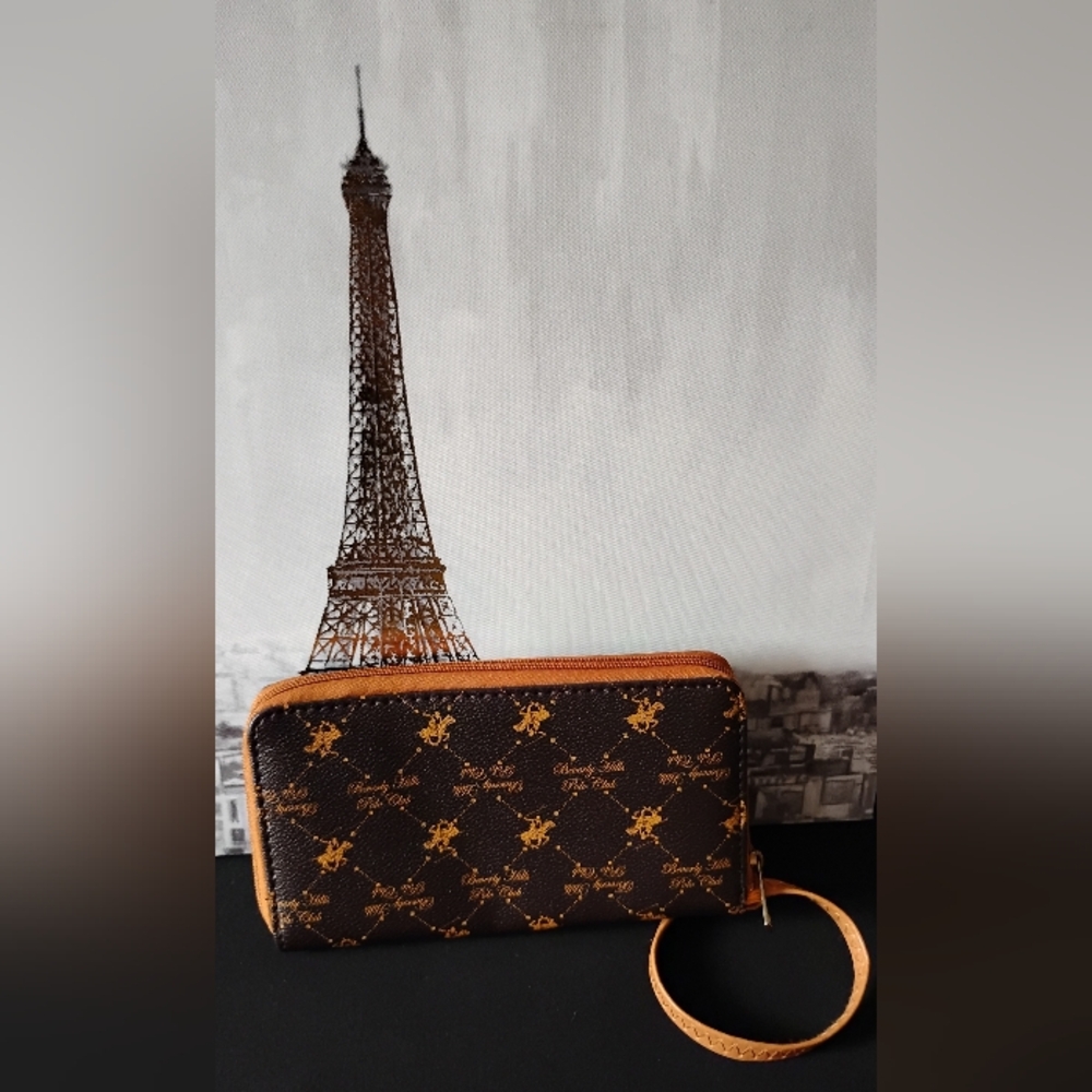 Beverly Hills Polo Club Brown and Tan Wallet/Wrislet BNWOT - Picture 2 of 5